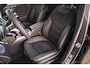 Mercedes-Benz GLB 200 AMG Line | Panoramadak | Head-up display | Memory | 20" AMG velgen | Multibeam |