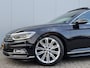 Volkswagen Passat 2.0 TSI Highline Business R Schuifdak/Carplay/ACC.
