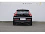 Volvo XC40 B4 211PK Automaat Plus Dark Pilot assist / Adaptive cruise control / Harman Kardon audio / BLIS / Elektrisch bedienbare voorstoelen / Stoelverwarming voor / Stuurverwarming /