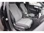 Volvo XC40 B4 211PK Automaat Plus Dark Pilot assist / Adaptive cruise control / Harman Kardon audio / BLIS / Elektrisch bedienbare voorstoelen / Stoelverwarming voor / Stuurverwarming /