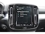 Volvo XC40 B4 211PK Automaat Plus Dark Pilot assist / Adaptive cruise control / Harman Kardon audio / BLIS / Elektrisch bedienbare voorstoelen / Stoelverwarming voor / Stuurverwarming /
