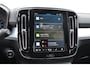 Volvo XC40 B4 211PK Automaat Plus Dark Pilot assist / Adaptive cruise control / Harman Kardon audio / BLIS / Elektrisch bedienbare voorstoelen / Stoelverwarming voor / Stuurverwarming /
