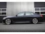 BMW 7-Serie 750i 449 pk xDrive M-Sportpakket / NL-Auto/ Laser/ Head-Up/ 360-Camera/ Soft-Close/ Keyless/ Nappa-Leder/ Adap.Cruise/ Schuifdak/ Luchtvering/ Camera/ 20'' LMV