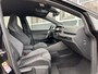 Volkswagen Golf 1.5 eTSI R-Line | LED | Stoel Verwarming | Clima |