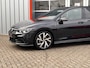 Volkswagen Golf 1.5 eTSI R-Line | LED | Stoel Verwarming | Clima |