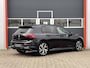 Volkswagen Golf 1.5 eTSI R-Line | LED | Stoel Verwarming | Clima |