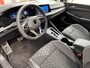Volkswagen Golf 1.5 eTSI R-Line | LED | Stoel Verwarming | Clima |