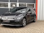 Volkswagen Golf 1.5 eTSI R-Line | LED | Stoel Verwarming | Clima |