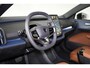 Volvo EX30 Single Motor Extended Range Plus 69 kWh - Lederen bekleding - 20' LMV - Adaptive Cruise Control - Pilot Assist - BLIS dodehoekassistentie - Harman Kardon premium audio - Keyless Drive - Elektr. bedienbare achterklep - Parkeersensoren voor & achter - Parkeercamera achter - Google infotainment met Google Maps navigatie