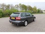 Volvo V40 2.0 T Europa Prestige inruilkoopje trekhaak stoelverwarming deels leder climate&cruise control