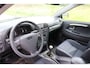 Volvo V40 2.0 T Europa Prestige inruilkoopje trekhaak stoelverwarming deels leder climate&cruise control
