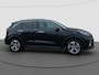 Kia e-Niro ExecutiveLine 64 kWh | Navigatie | Leder | 1 fase