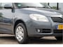 Skoda Fabia 1.6-16V 105pk Tour | Clima | Cruise | Trekhaak | 4 seizoenenbanden |