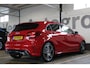 Mercedes-Benz A-klasse 160 Sport Edition AMG | Incl. 12 maanden garantie | Navigatie | Full LED | Parkeersensoren | Getint glas | Sportstoelen half leder | Zwarte sierlijsten | Dealer onderhouden | Nieuwstaat | Zwarte hemel | Camera |