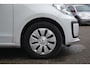 Volkswagen Up! Demo/ Airco/ 4Season banden/ Armsteun