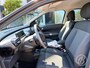 Citroën C4 Cactus VTi 82pk SHINE | navigatie, bluetooth, 16 inch velgen, camera, parkeersensoren, armsteun, climate, cruise, regen- en licht sensor