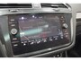 Volkswagen Tiguan 2.0 TDI R-Line Highline Aut. [ Panorama Virtual Dynaudio LED+ ]