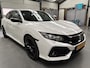 Honda Civic 1.0 i-VTEC Elegance - Black & White!