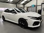 Honda Civic 1.0 i-VTEC Elegance - Black & White!