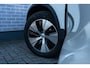 Volvo XC40 T2 Momentum Automaat | Cruise Control | Trekhaak | DAB | Automaat | Elek. inklapbare spiegels