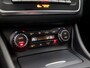 Mercedes-Benz CLA Shooting Brake 180 AMG Sport Automaat (GROOT NAVI, CLIMATE, LEDER/ALCANTARA, STOELVERWARMING, SPORTSTOELEN, SFEERVERLICHTING, GETINT GLAS, XENON, CRUISE, NIEUWE APK, NIEUWSTAAT)