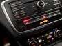 Mercedes-Benz CLA Shooting Brake 180 AMG Sport Automaat (GROOT NAVI, CLIMATE, LEDER/ALCANTARA, STOELVERWARMING, SPORTSTOELEN, SFEERVERLICHTING, GETINT GLAS, XENON, CRUISE, NIEUWE APK, NIEUWSTAAT)