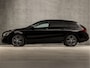 Mercedes-Benz CLA Shooting Brake 180 AMG Sport Automaat (GROOT NAVI, CLIMATE, LEDER/ALCANTARA, STOELVERWARMING, SPORTSTOELEN, SFEERVERLICHTING, GETINT GLAS, XENON, CRUISE, NIEUWE APK, NIEUWSTAAT)