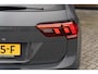 Volkswagen Tiguan 1.5 TSI Life | Navigatie | Camera | 19'' Lichtmetalen Velgen | Stoelverwarming | Climate Control | Cruise Control Adaptief | LED Koplampen | Privacy Glas | Apple Carplay | Android Auto | Comfort Seats |