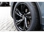 Volkswagen Tiguan 1.5 TSI Life | Navigatie | Camera | 19'' Lichtmetalen Velgen | Stoelverwarming | Climate Control | Cruise Control Adaptief | LED Koplampen | Privacy Glas | Apple Carplay | Android Auto | Comfort Seats |