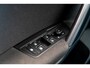 Volkswagen Tiguan 1.5 TSI Life | Navigatie | Camera | 19'' Lichtmetalen Velgen | Stoelverwarming | Climate Control | Cruise Control Adaptief | LED Koplampen | Privacy Glas | Apple Carplay | Android Auto | Comfort Seats |