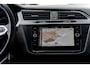 Volkswagen Tiguan 1.5 TSI Life | Navigatie | Camera | 19'' Lichtmetalen Velgen | Stoelverwarming | Climate Control | Cruise Control Adaptief | LED Koplampen | Privacy Glas | Apple Carplay | Android Auto | Comfort Seats |