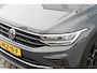 Volkswagen Tiguan 1.5 TSI Life | Navigatie | Camera | 19'' Lichtmetalen Velgen | Stoelverwarming | Climate Control | Cruise Control Adaptief | LED Koplampen | Privacy Glas | Apple Carplay | Android Auto | Comfort Seats |