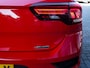 Volkswagen T-Roc 2.0 TSI 4Motion Sport | Trekhaak | 1.700kg Trekgewicht | Adaptieve Cruise Control | Navigatie | Stoelverwarming | 4x4 | Parkeersensoren | LED Koplampen |  Climate Control | Privacy Glas | Two-Tone Color |