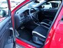Volkswagen T-Roc 2.0 TSI 4Motion Sport | Trekhaak | 1.700kg Trekgewicht | Adaptieve Cruise Control | Navigatie | Stoelverwarming | 4x4 | Parkeersensoren | LED Koplampen |  Climate Control | Privacy Glas | Two-Tone Color |