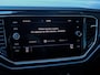 Volkswagen T-Roc 2.0 TSI 4Motion Sport | Trekhaak | 1.700kg Trekgewicht | Adaptieve Cruise Control | Navigatie | Stoelverwarming | 4x4 | Parkeersensoren | LED Koplampen |  Climate Control | Privacy Glas | Two-Tone Color |