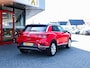 Volkswagen T-Roc 2.0 TSI 4Motion Sport | Trekhaak | 1.700kg Trekgewicht | Adaptieve Cruise Control | Navigatie | Stoelverwarming | 4x4 | Parkeersensoren | LED Koplampen |  Climate Control | Privacy Glas | Two-Tone Color |