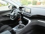 Peugeot 3008 1.2 PureTech Blue Lease Executive , Pdc , Navi , Trekhaak , Carplay enz.1212