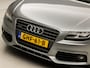 Audi A4 Limousine 1.8 TFSI Sport (YOUNGTIMER, SCHERM, STOELVERWARMING, CLIMATE, BLUETOOTH, CRUISE, SPORTSTOELEN, GETINT GLAS, PARKEERSENSOREN, NIEUWE APK, NIEUWSTAAT)