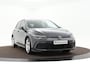 Volkswagen Golf 1.4 245pk DSG eHybrid GTE · Navigatie · Keyless · Head-Up Display · Apple/Android Car Play · Sportstoelen · Parkeerassistent · Sfeerverlichting · Garantie t/m 20-01-2027 of 100.000km