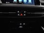 Volkswagen Golf 1.4 245pk DSG eHybrid GTE · Navigatie · Keyless · Head-Up Display · Apple/Android Car Play · Sportstoelen · Parkeerassistent · Sfeerverlichting · Garantie t/m 20-01-2027 of 100.000km