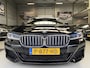 BMW 5-Serie 520i Edition Plus M pakket, Pano, 19inch Sfeerverlichting