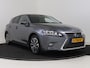 Lexus CT 200h Business Line Limited | Privacy Glass | Parkeersensoren | 16" Velgen |