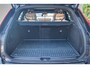 Volvo XC60 T6 Plug-in hybrid AWD Ultimate Bright | Long range | Adaptieve Cruise Control | Luchtvering | BLIS Dodehoek Detectie | Stoelmassage | Stoelventilatie | 360 Camera | Trekhaak | Getint Glas
