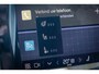 Volvo XC60 T6 Plug-in hybrid AWD Ultimate Bright | Long range | Adaptieve Cruise Control | Luchtvering | BLIS Dodehoek Detectie | Stoelmassage | Stoelventilatie | 360 Camera | Trekhaak | Getint Glas