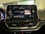 Volkswagen T-Roc 1.5 TSI R-Line Edition | Automaat | Navigatie | Draadloze Apple Carplay | Adaptieve cruise control | Travel Assist | Parkeersensoren | Achteruitrij Camera | Climate control | Stoelverwarming |