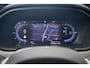 Volvo V90 T6 Plug-in hybrid AWD Ultra Dark | Trekhaak | Adaptieve Cruise Control | BLIS Dodehoek Detectie | Head-Up Display | 360 Camera | Black Pack | Adaptieve Koplampen | Harman Kardon Audio | Extra Getint Glas Achter