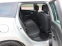 Renault Clio Estate 0.9 TCe Dynamique, Stoere verschijning, 17 inch lichtmetaal, Airco, Cruise control, Navigatie, Blue tooth, Isofix, Parkeersensoren achter