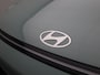Hyundai Kona 1.6 GDI HEV Comfort Smart | Apple Carplay / Android Auto | Camera | Climate Control | Stoelverwarming | Privacy Glass | Virtual Cockpit |