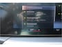 BMW 3-Serie Touring 320i High Executive | Pano | Trekhaak | Sfeer | HuD |
