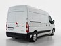 Renault Master T33 2.3 - 135PK dCi L2H2 Work Edition | BPM VRIJ | Trekhaak | Parkeersensoren | Navi | Apple CarPlay/Android Auto | Volledig betimmerd |